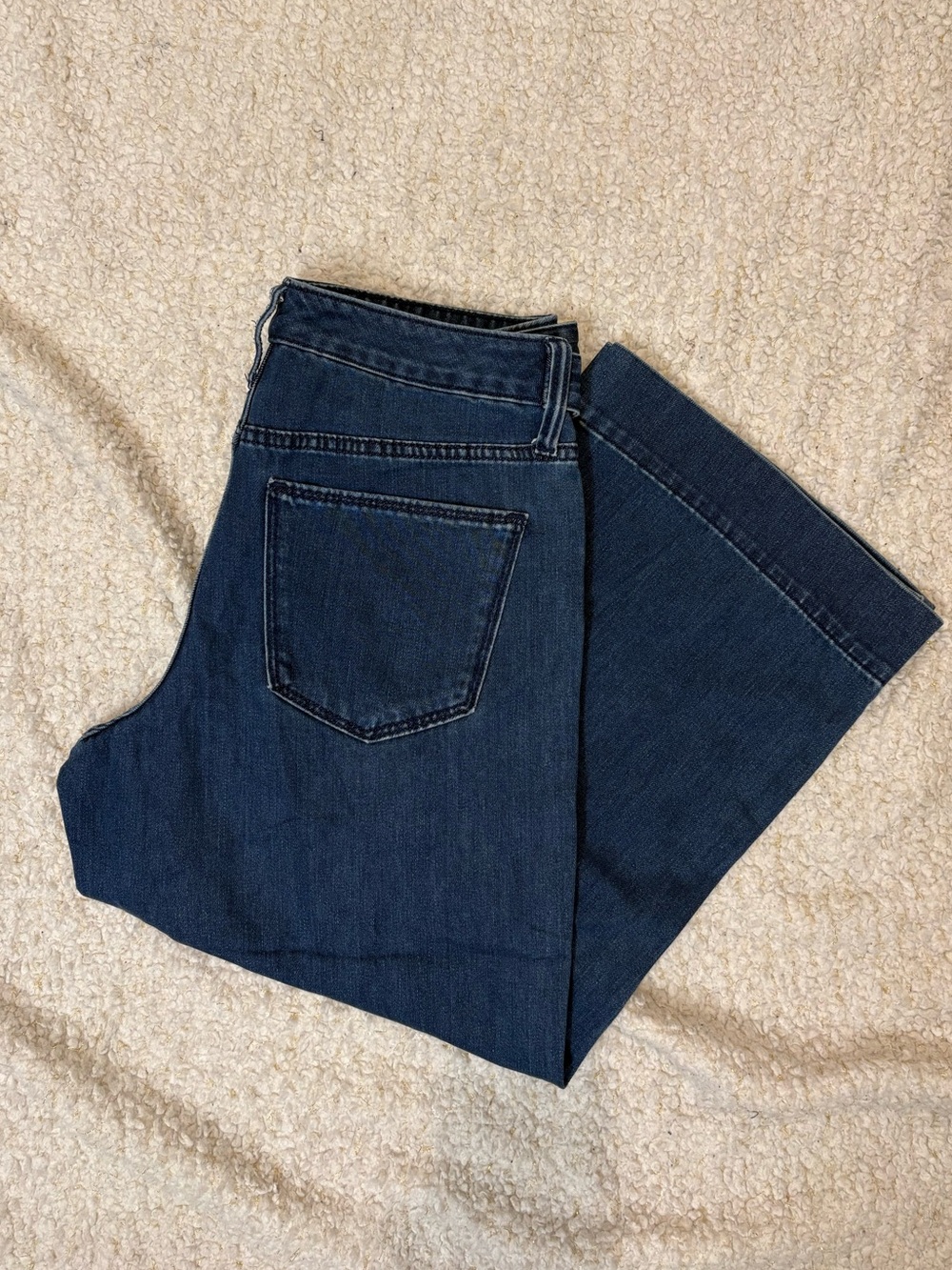 Universal Thread Dark Blue Wide-Leg Cropped Jeans